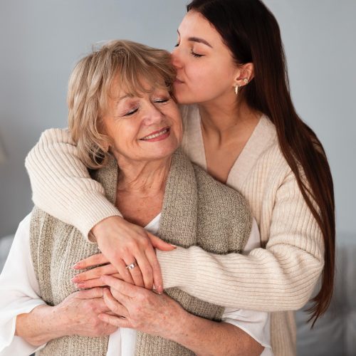 O impacto da relação mãe e filha na formação das mulheres